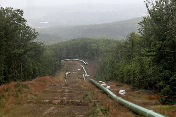 トランプ氏の「風力たたき」、石油業界が姿勢軟化を要請