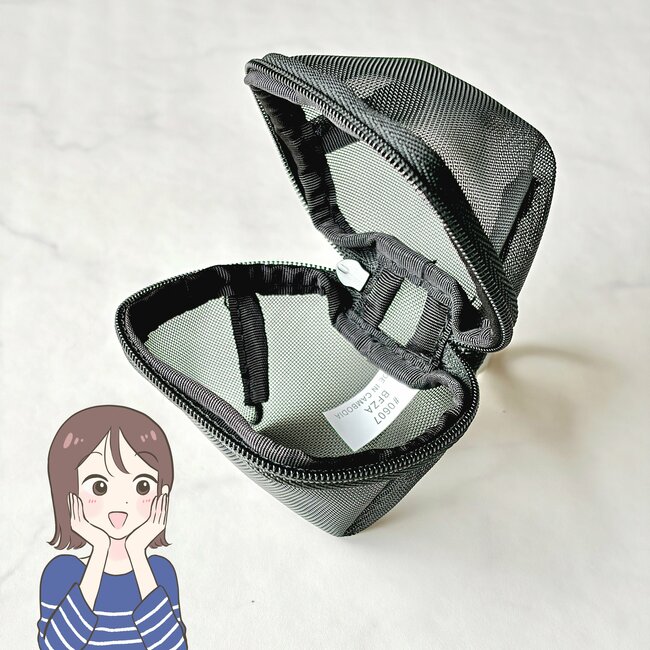【無印良品】「イヤホンが迷子にならない」ポケット代わりになる“ミニポーチ”が天才すぎる！「3色買いました」「探す手間が省けてストレスフリー」《購入レビュー》