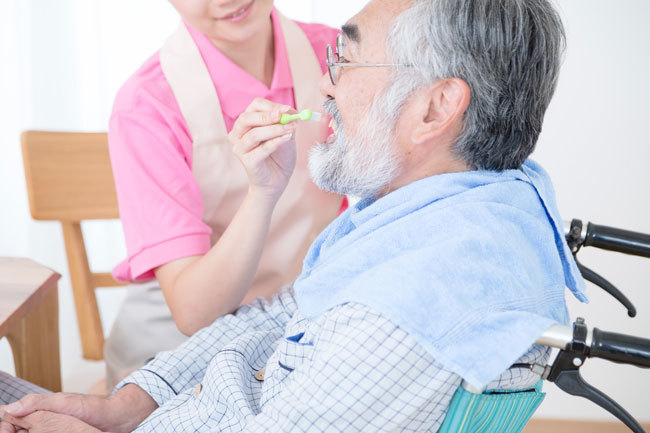 震災時でも口腔ケアを行えば、誤嚥性肺炎はかなり予防できる