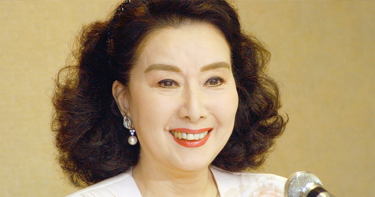 俳優の山本富士子