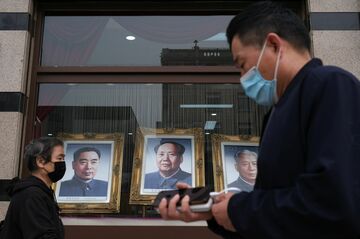 中国のコロナ対策、「バズーカ砲」はどこに