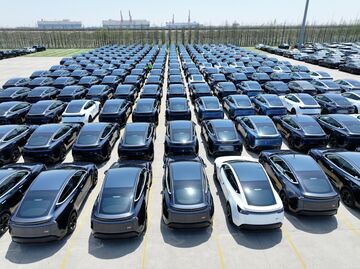 テスラ、中国製部品を米国向けEVから排除する方針