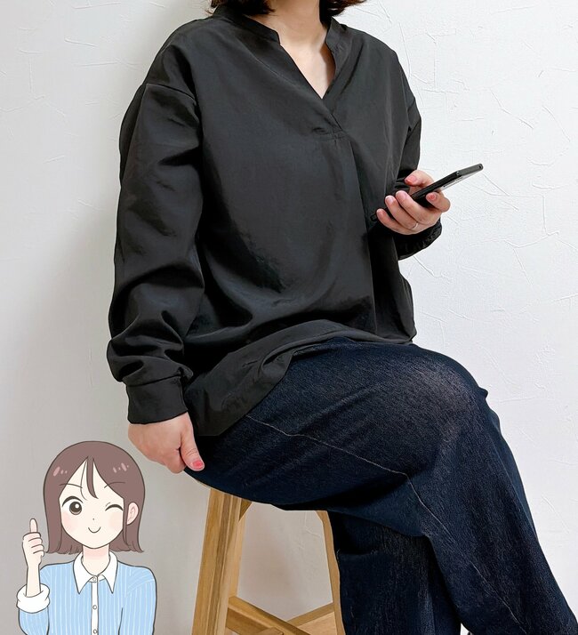 すぽんと着るだけでオシャレに決まる…!ワークマンの「1500円ブラウス」お尻まで隠せるし、抜け感たっぷりで大人っぽい!《購入レビュー》