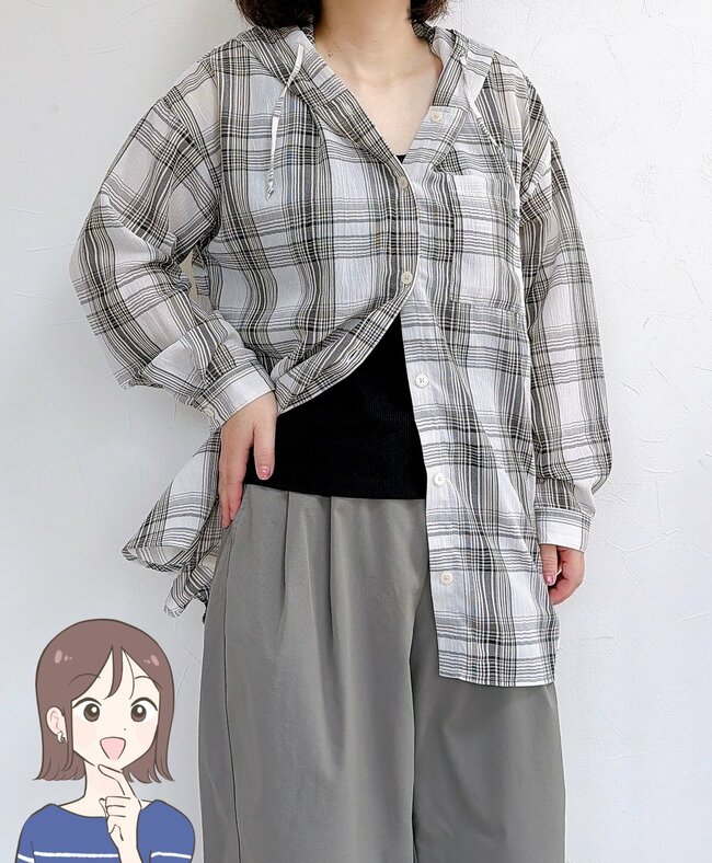 【しまむら】サッと羽織るだけで大人かわいい！1639円の「お尻まで隠せるブラウス」後ろ姿もスッキリ見えて感動！《購入レビュー》