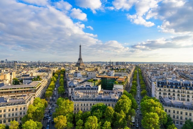 フランス栄光の象徴 凱旋門 の歩き方 パリ観光の起点にも 地球の歩き方ニュース レポート ダイヤモンド オンライン