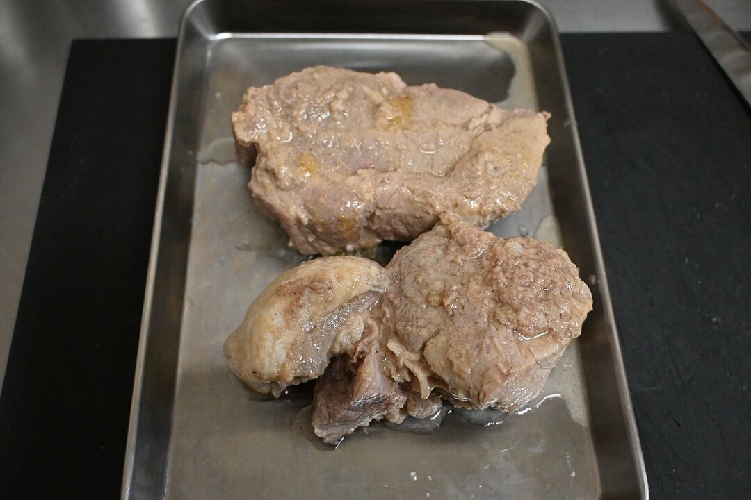 コンビニ飯ばかりの人に伝えたい「世界一簡単な肉料理」