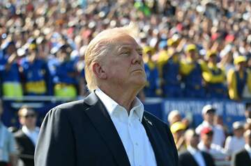 米最高裁、トランプ政権の対外援助凍結を容認　40億ドル