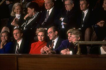 トランプ氏、FRB議長と頻繁に電話　独立性の懸念は