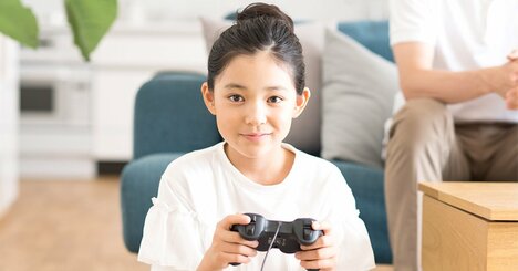 IQが最も伸びた子ども、「テレビ・ゲーム・SNS」どれに時間を割いていた？
