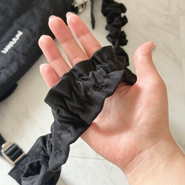 【しまむら】ペットボトルや長財布がすっぽり入る!2420円の「おしゃれバッグ」コンパクトなのに収納力たっぷり!《購入レビュー》