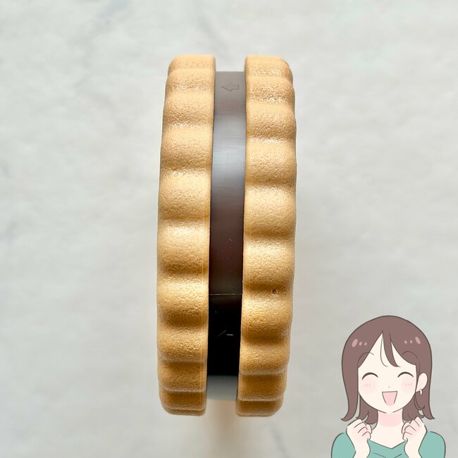 「絶対ほしかったやつ」店舗で見つけたらラッキー！カルディの“お菓子みたいな小物入れ”が可愛すぎる！「買えてよかった」「チョコレート部分も再現」