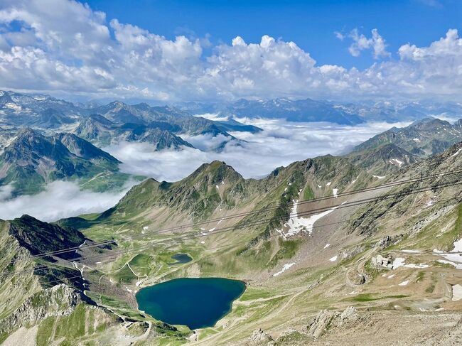 ヨーロッパ「ピレネー山脈」の絶景スポット3選と“奇跡の聖地”ルルドを紹介【写真多数】