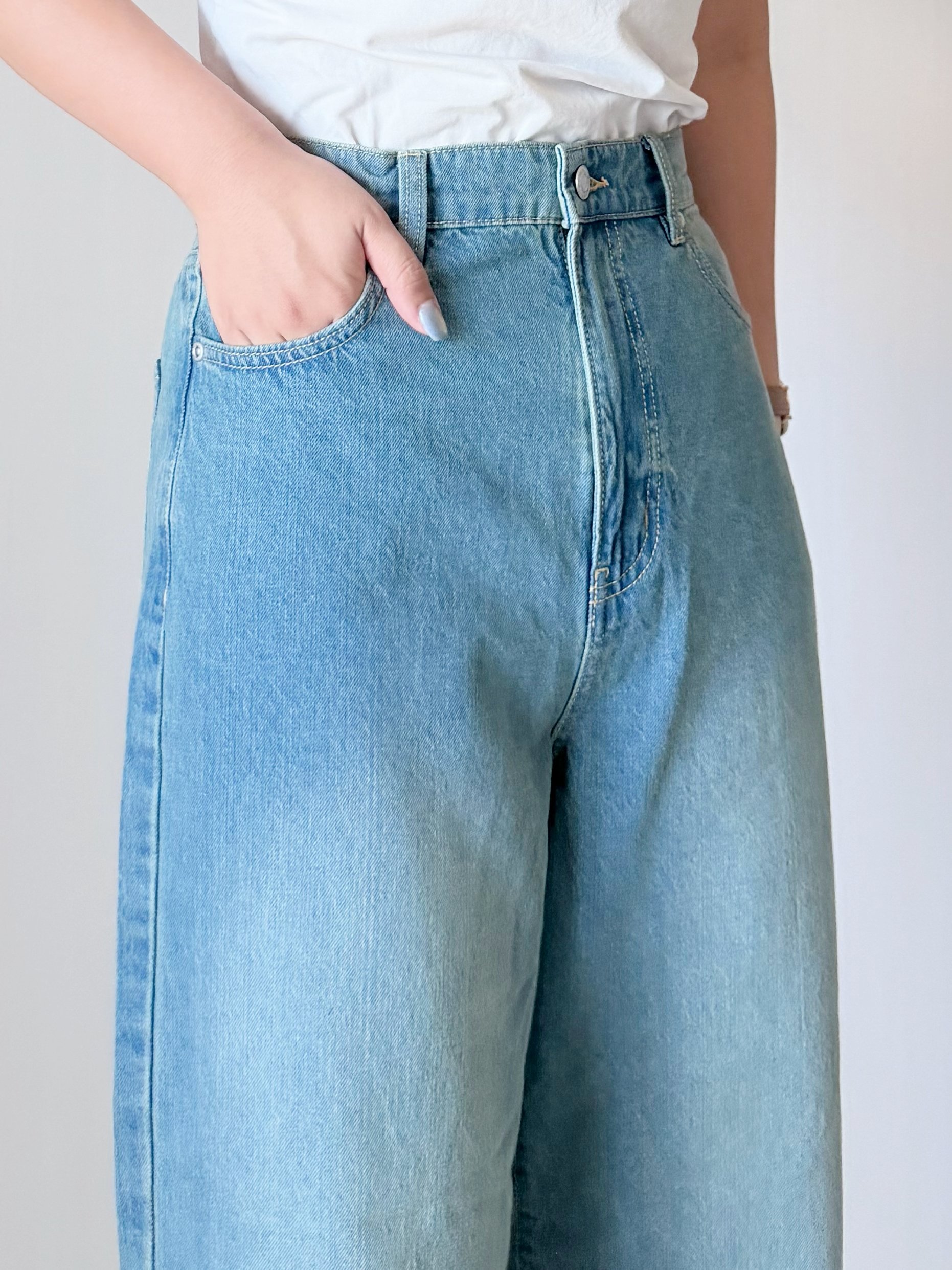 「毎日着用してます」ハニーズの“美シルエットなパンツ”楽ちんなのに体型カバーできて優秀!「色違いでヘビロテ」「シルエットがかわいい」《購入レビュー》