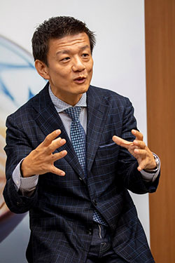 丸亀製麺を復活させた、刀の意外な戦略粟田貴也／森岡毅インタビュー