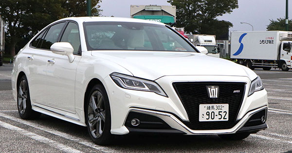 新型クラウン RS Advance2.0L ターボ