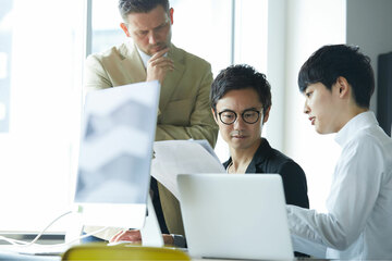 「退職者が選ぶ良い企業」ランキング!2位P&G、1位は?