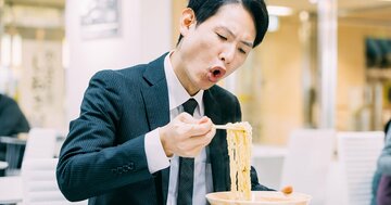 満腹でも締めのラーメンが入るのはなぜ？好物を見ると「胃にスペース」ができる驚きのメカニズム