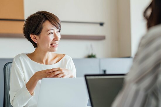 「そりゃ好かれるよね…」感じのいい人が無意識に言っている、「安心感を与えるあいづち」とは?