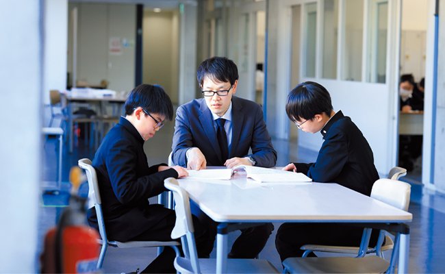 「“師近”距離」生徒と教員の程よい距離感。入学後の学力を伸ばす教育を実践する