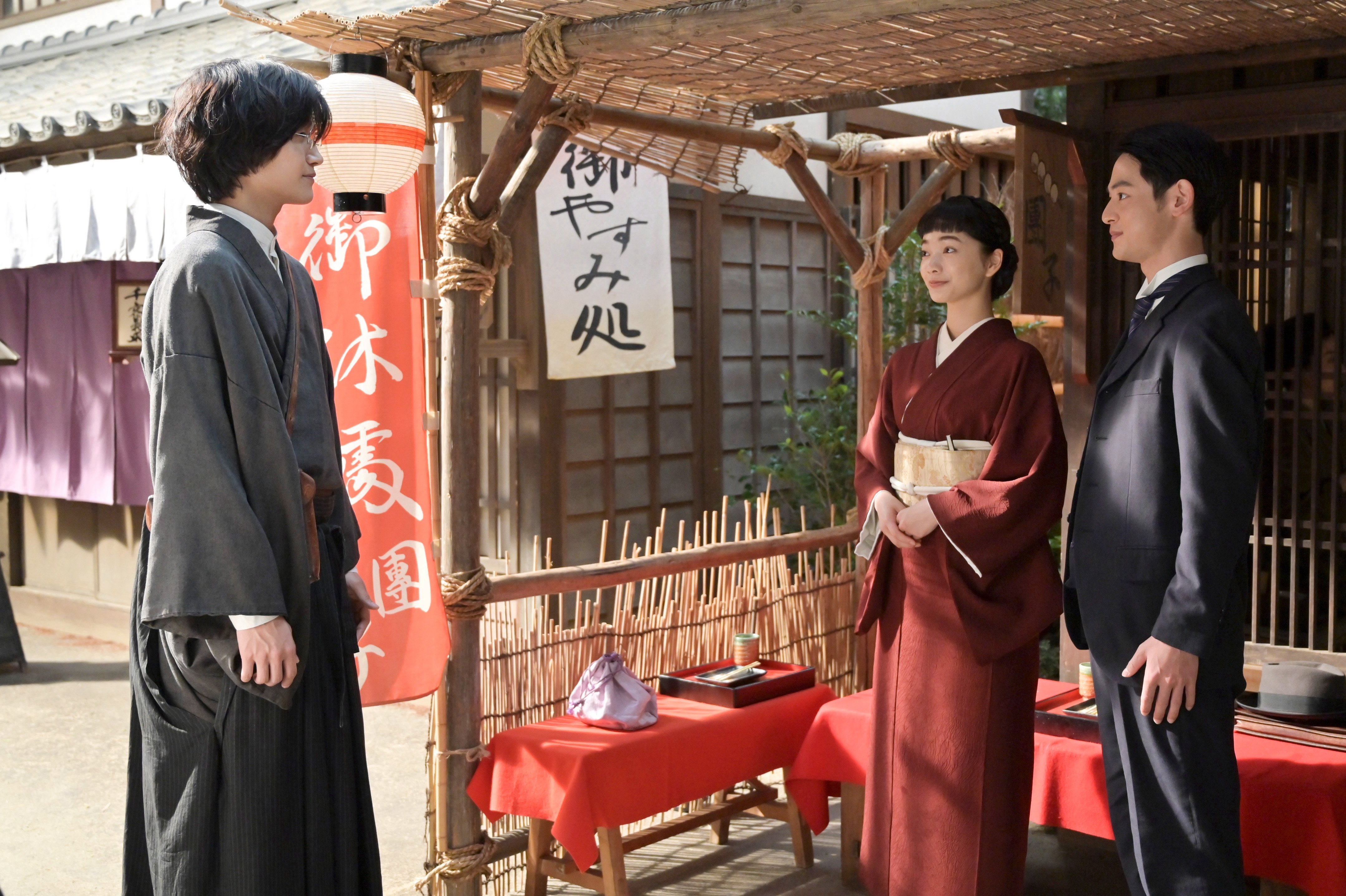 「しゃれたメガネの賢そうな男が…」小林虎之介がコメントで明かす、〈銀座勤務を気取った男〉のホンネが切ない…〈風、薫る第60回〉