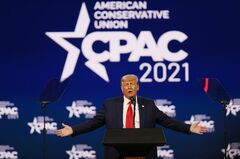 トランプ氏、24年大統領選出馬に含み　バイデン政権の政策批判