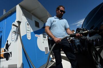 グリーン水素に高まる期待、足りない供給