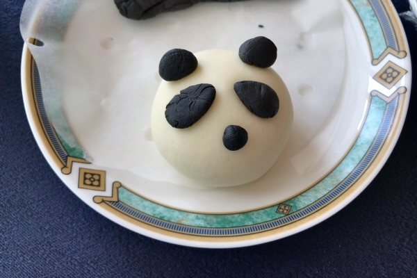 完成したパンダ饅頭