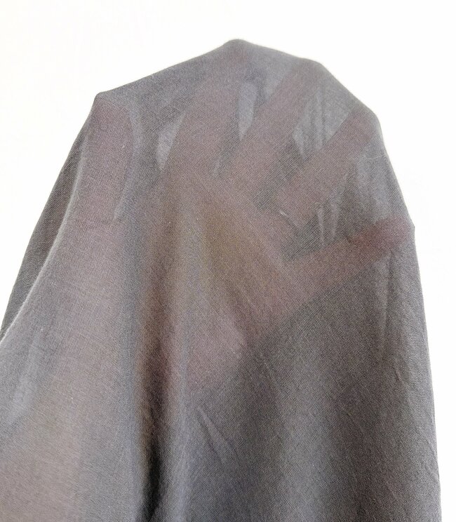 二の腕から太ももまで隠せる…！無印良品の“涼しげミニワンピ”すぽんと着るだけでオシャレ！「欲しかった服だ！」「当分ヘビロテできそう」