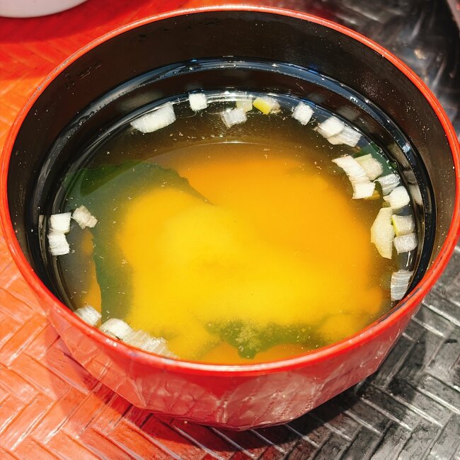 「100個食べたい」大戸屋の“てんこ盛り定食”あまりのおいしさにペロッと完食!「幸せになれるんよね」「美味しすぎて、食べすぎた」