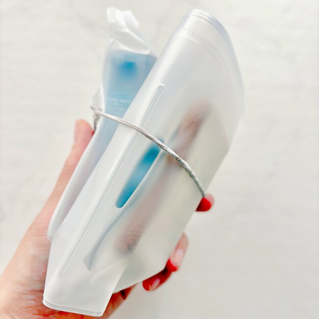 家族の診察券が90枚入った…！ダイソーの「仕分けできるポーチ」ごちゃごちゃ小物をスッキリまとめられて天才！