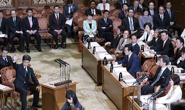 佐川氏喚問で「呪われた大蔵入省57年組」の評再び