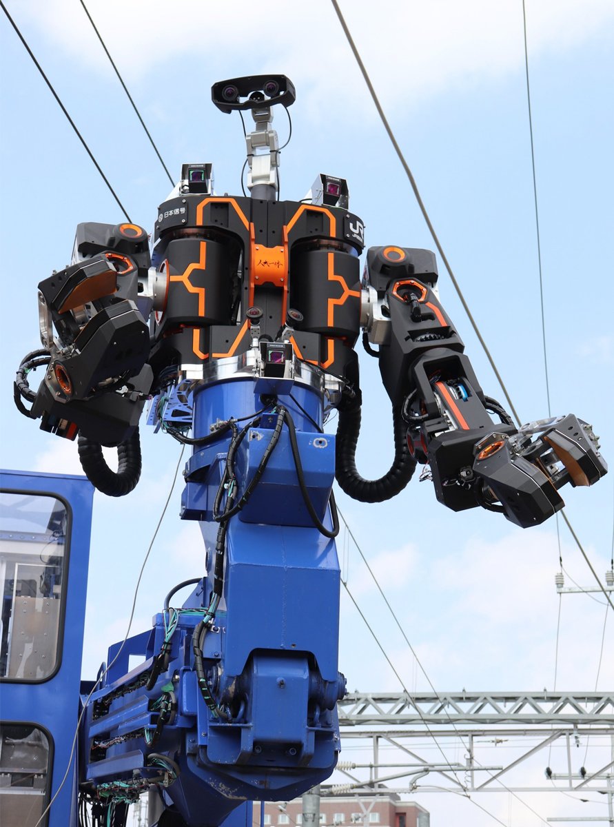 人型ロボット,汎用人型重機,空間重作業人機,多機能鉄道重機,JR西日本が日本信号、人機一体と共同開発した人型ロボット