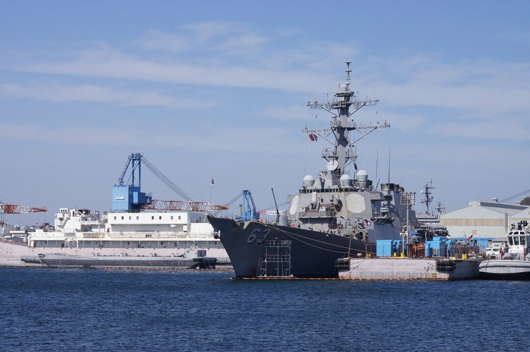 自衛隊横須賀基地