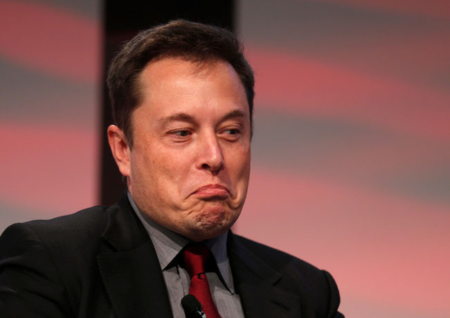 米証券取引委員会(SEC)はマスク氏を提訴し、同氏は会長という経営トップの座を追われた。