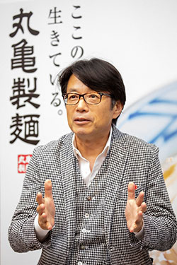 丸亀製麺を復活させた、刀の意外な戦略<br />粟田貴也/森岡毅インタビュー