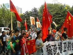 反日感情に温度差、一枚岩になれない中国～上海の反日デモの現場から