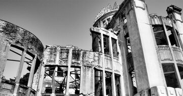 日本人物理学者がアメリカの図書館で直面した困った事態「いまだ原子爆弾の国家機密を引きずっているのか…」