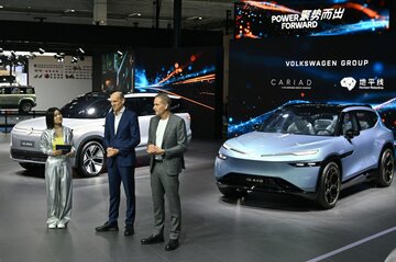 中国がドル箱から実験場に　欧米企業の今