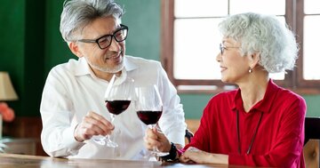 「認知症」になりたくないなら今すぐやめるべき「お酒の習慣」・ワースト1