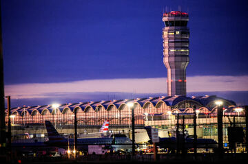 米首都空港、管制官の配置規則を厳格化　1月の衝突事故受け