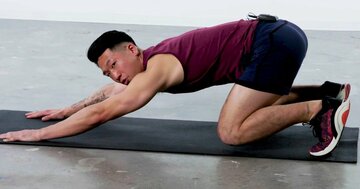 腕立て伏せで「筋力増強と可動域拡大」を両立!効果的フォームを写真付き解説