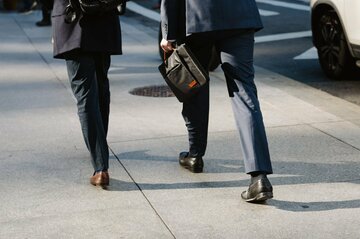 米就業者数5万人増、予想下回る　12月雇用統計