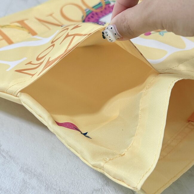かわいすぎて年中持ち歩きたい!アフタヌーンティーで見つけた「スヌーピーの大容量バッグ」持ってるだけで癒される!【購入レビュー】