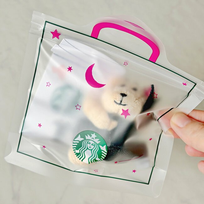 「予想以上に可愛くて2個捕獲」スタバの“ハロウィン限定グッズ”ドリンク券付きでお得感すごい！「かわいーっ」「一目惚れ」《購入レビュー》