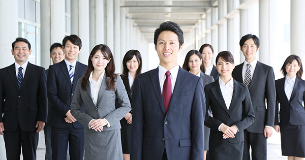 お金をかけずに手っ取り早く社員のモチベーションが上がる魔法の「○○ 」