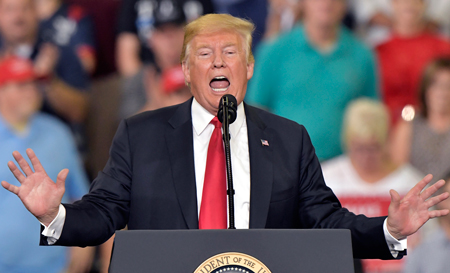 アメリカファーストをゴリ押しするトランプは米国を没落させる