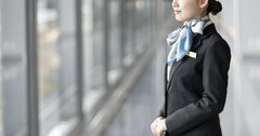 「年収1億円の男性はもう無理かも」コロナ婚活に励むCAのリアル