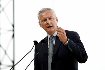 フェイスブック仮想通貨、欧州での開発阻止 仏経財相