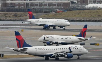 米輸送株の下落、景気低迷を暗示