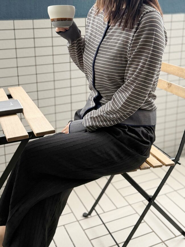 【しまむら】サッと羽織るだけでカワイイ！1639円の「楽ちんカーディガン」スカートからパンツまで幅広いコーデに使えます！